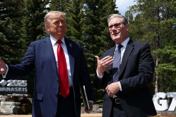 Trump Announces Newly Signed Trade Deal With Starmer—Then Immediately Drops It